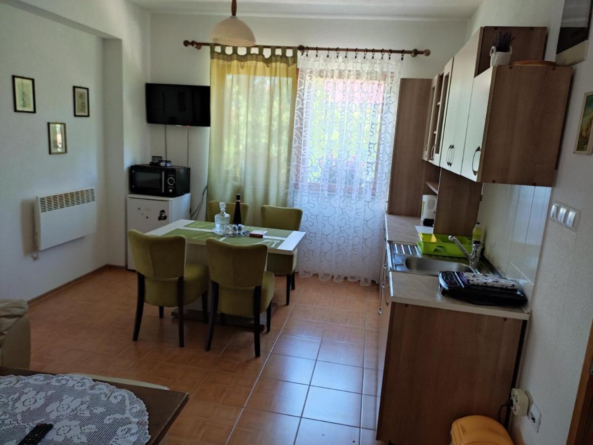 Апартаменты Apartman Hujic Бихач Экстерьер фото