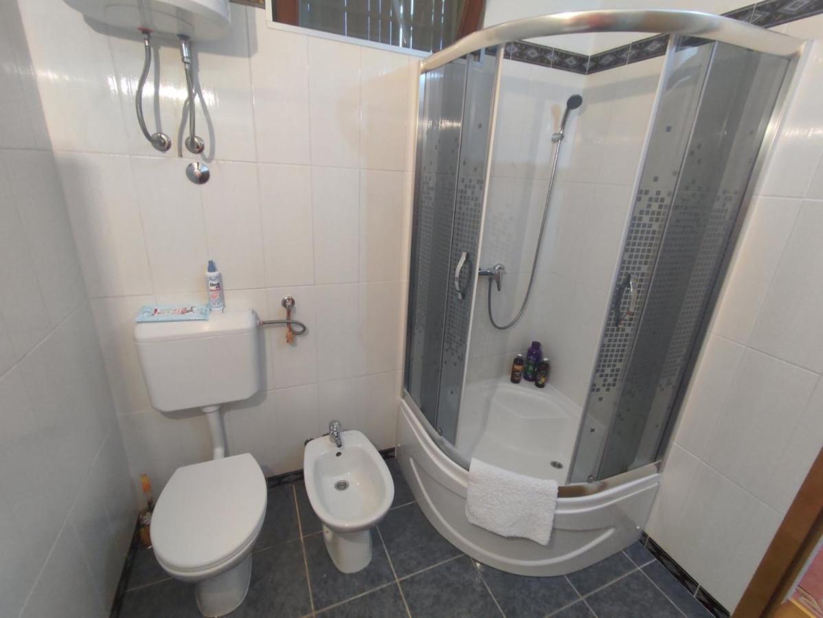 Апартаменты Apartman Hujic Бихач Экстерьер фото