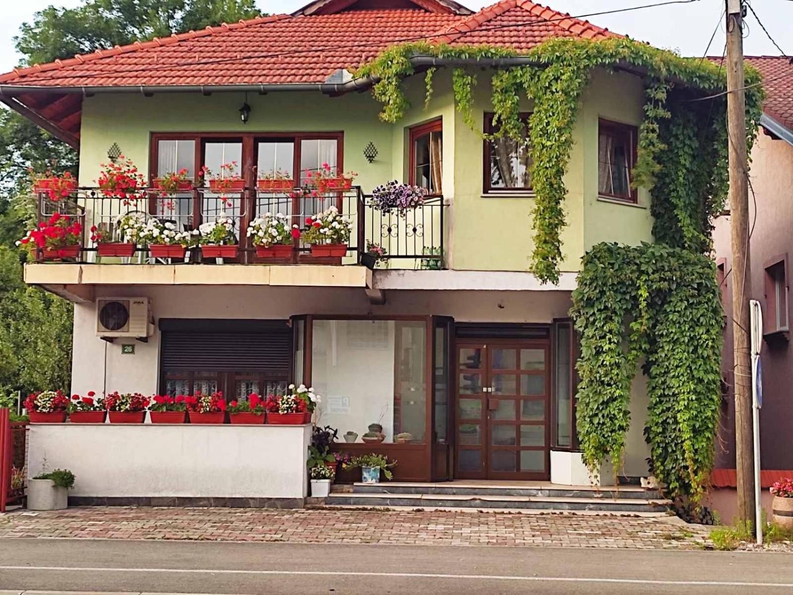 Апартаменты Apartman Hujic Бихач Экстерьер фото